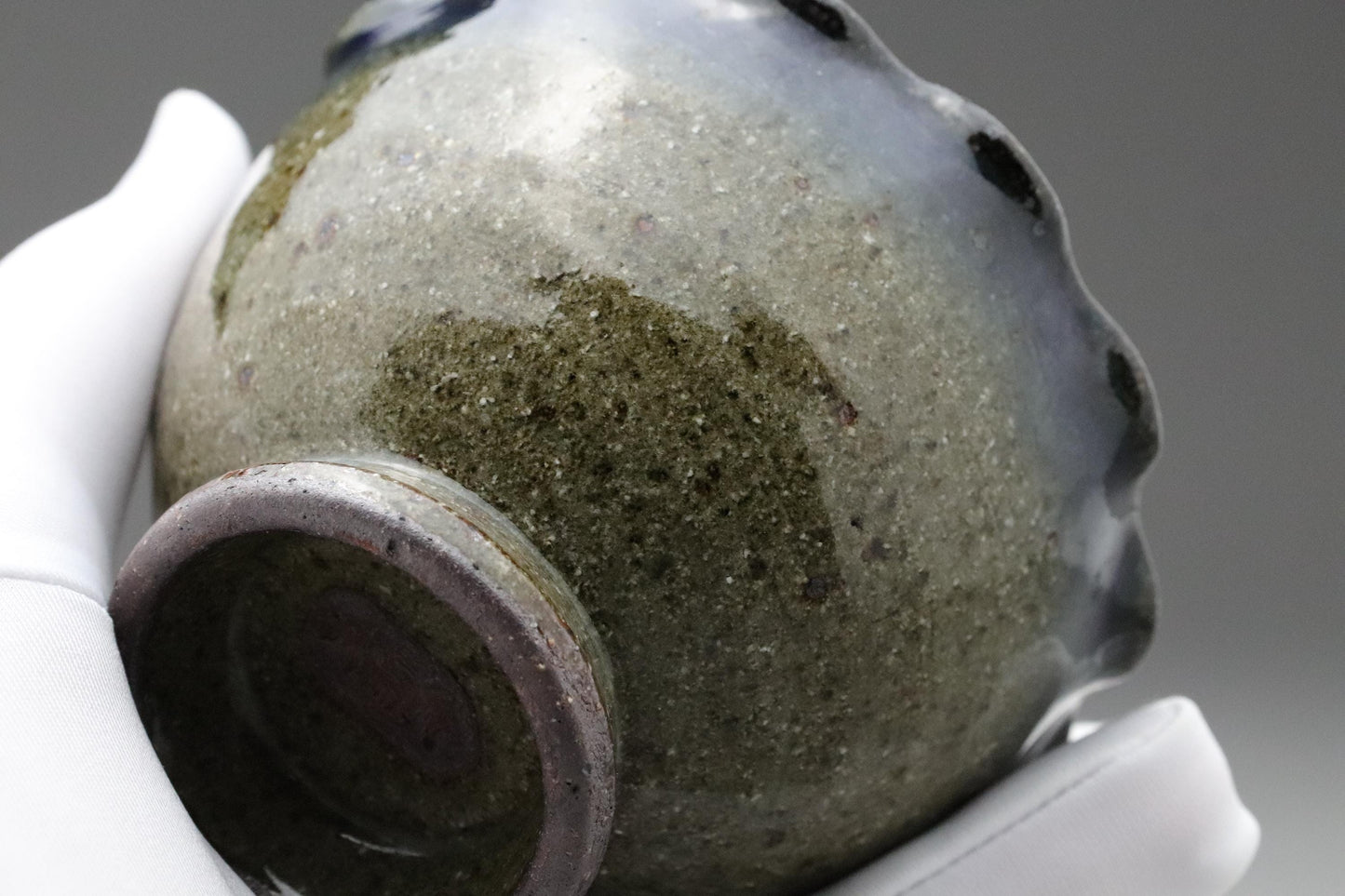 Vintage Japanese Mino Ware Tea Bowl – Handmade by Bishin Gama – Wavy Rim, Natural Glaze, Rustic Studio Pottery – Wabi Sabi Aesthetic