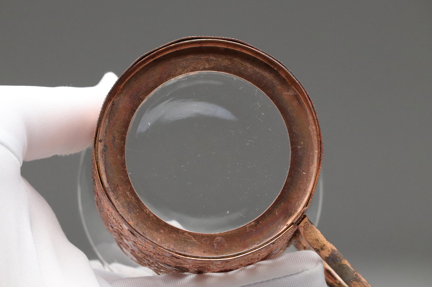 Vintage Glass Tea Cups with Ornate Copper Holders – Set of 5 – Mid Century Japanese Elegant Floral Design Mug – Retro Kitchen Drinkware