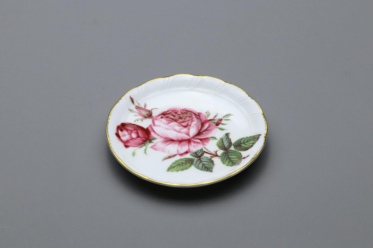 Masuda Arts Japan Porcelain Plates Set of 3 | Vintage Rose Pattern Small Dishes with Gilt Rim | Fine Bone China Tea Plates Floral