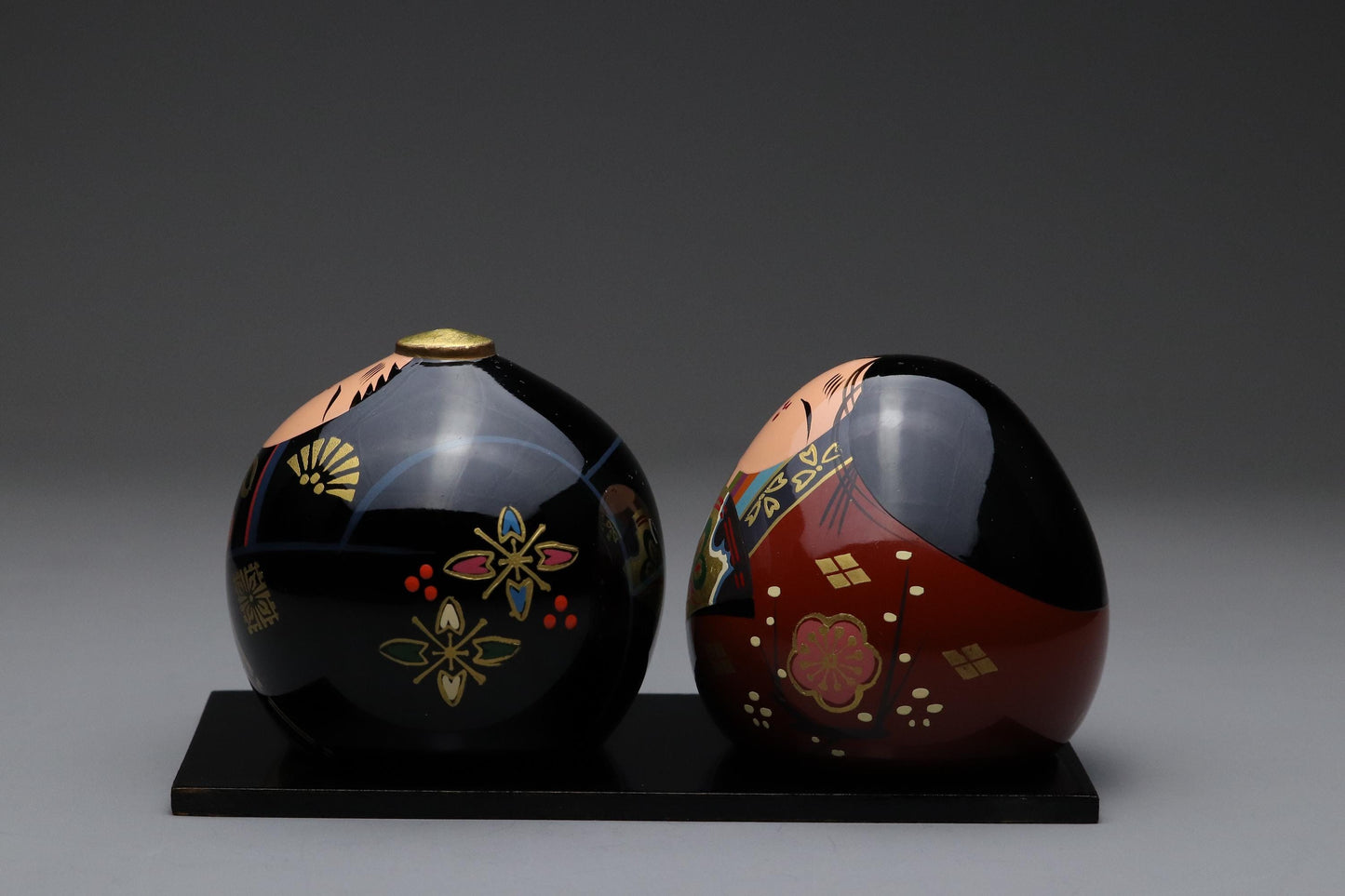 Japanese Ouchi Dolls | Traditional Folk Art Couple Figurines | Hand-Painted Wooden Decorative Ornaments with Box | Made in Japan