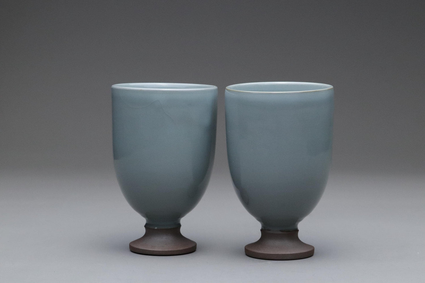 Japanisches Arita-Sake-Kelchset | Handbemalter Keramikkelch | Traditionelle Arita-Porzellankunst | Einzigartiges und kunstvolles Geschenk für Paare