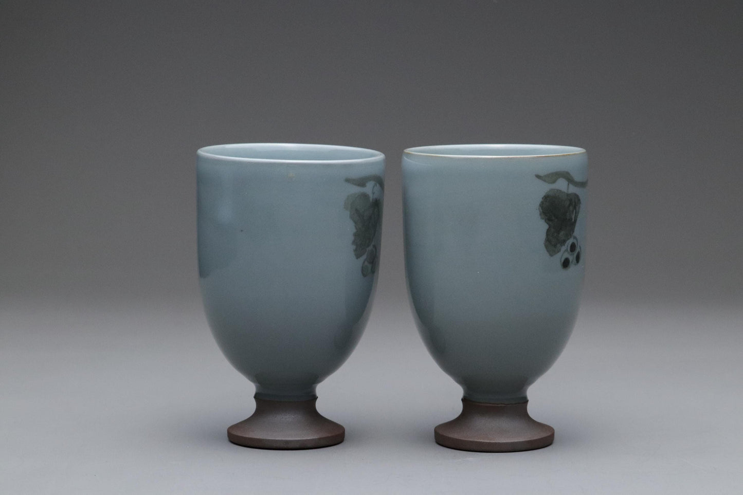 Japanisches Arita-Sake-Kelchset | Handbemalter Keramikkelch | Traditionelle Arita-Porzellankunst | Einzigartiges und kunstvolles Geschenk für Paare