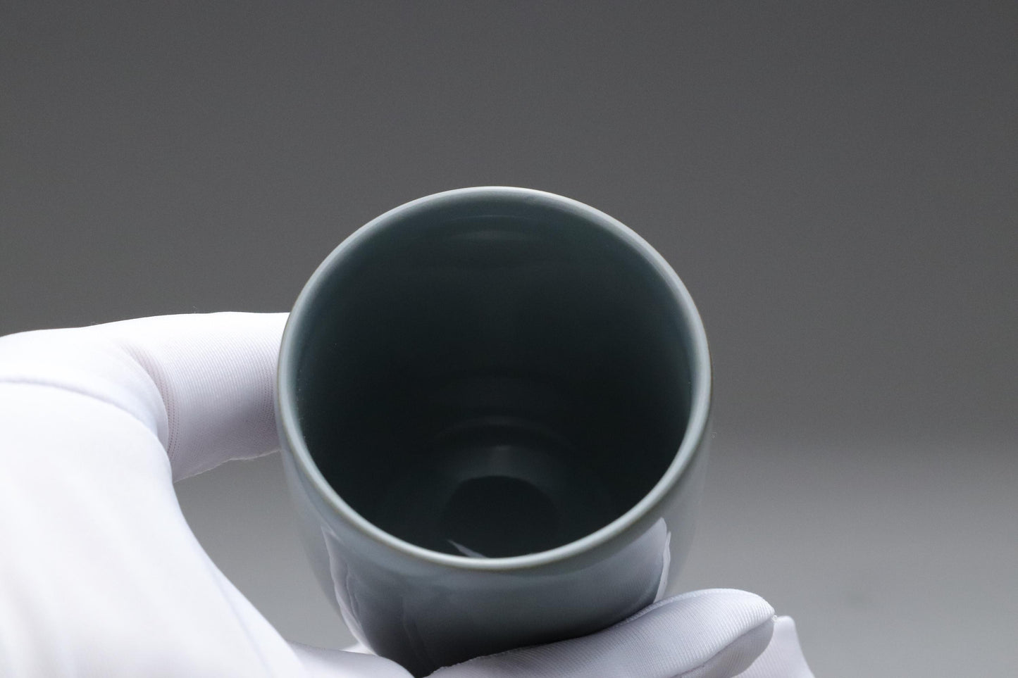 Japanisches Arita-Sake-Kelchset | Handbemalter Keramikkelch | Traditionelle Arita-Porzellankunst | Einzigartiges und kunstvolles Geschenk für Paare