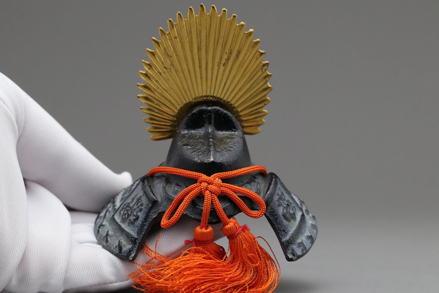 Japanese Samurai Kabuto Helmet Decor | Taiko Hideyoshi Cast Iron Display | Wabi-Sabi Gift for Him | Traditional Japanese Ornament