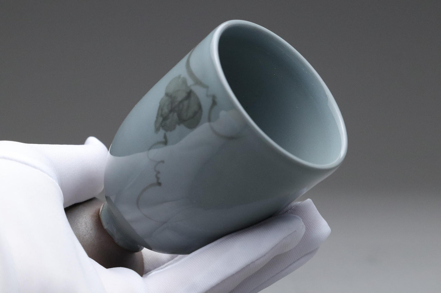 Japanisches Arita-Sake-Kelchset | Handbemalter Keramikkelch | Traditionelle Arita-Porzellankunst | Einzigartiges und kunstvolles Geschenk für Paare