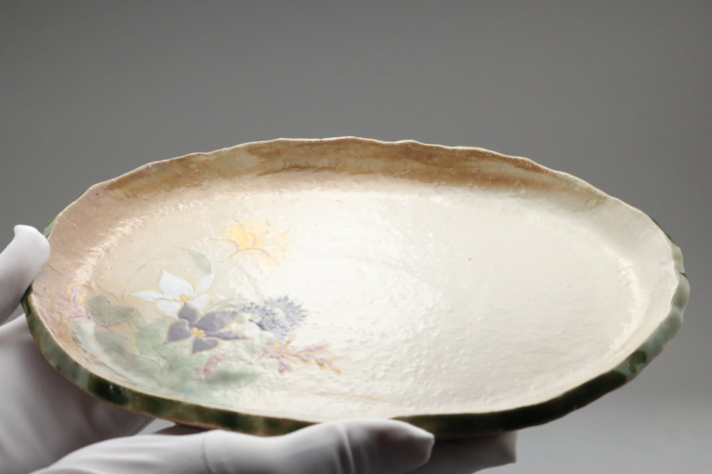 Authentischer Kyo-Ware-Teller mit handbemalten Blumen | Traditionelle japanische Keramikschale für Dekoration, zum Servieren und Ausstellen – ein einzigartiges Geschenk