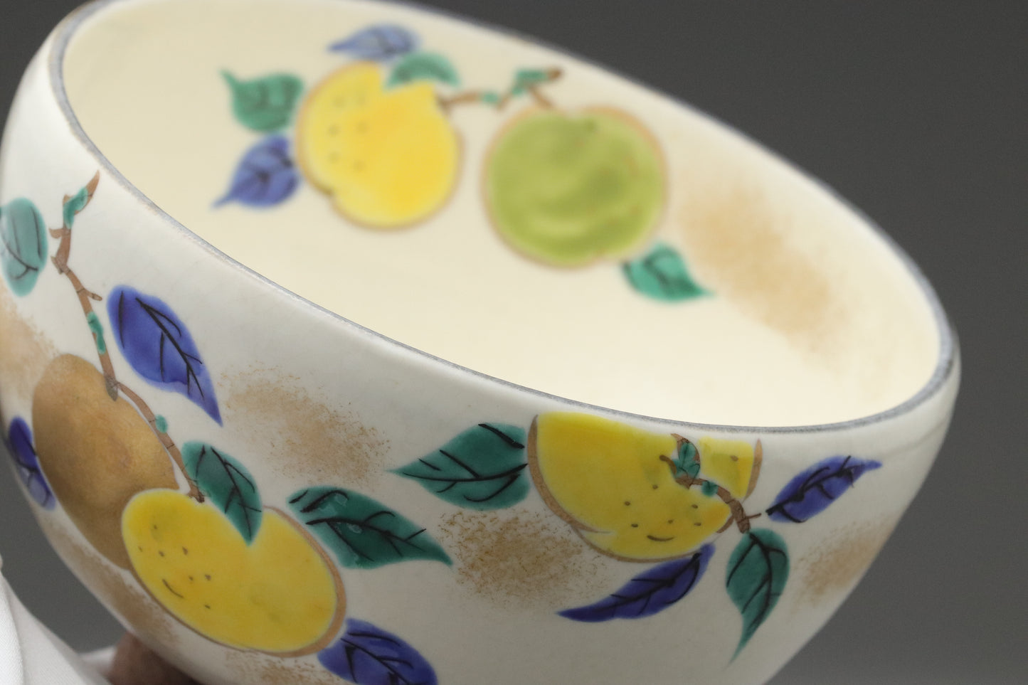 Japanese Mino Ware Matcha Bowl | Hand-Painted Ceramic Chawan w/ Yuzu Design | Authentic Tea Bowl for Daily Tea Rituals & Tea Lovers Art Gift