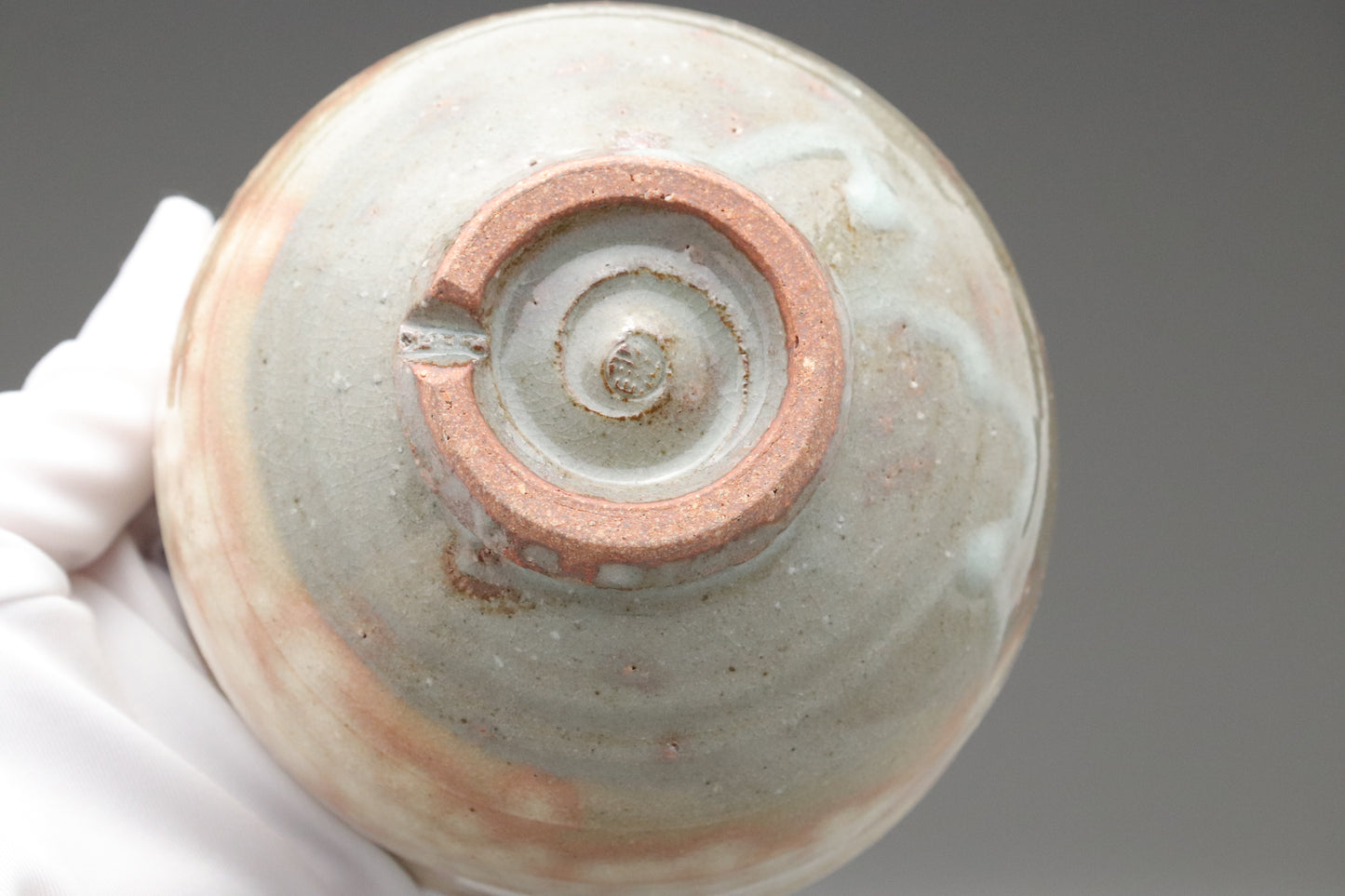 Japanese Hagi Ware Matcha Chawan for Tea Ceremony | Authentic Ceramic Tea Bowl for Daily Use Handcrafted Traditional Pottery for Tea Lovers