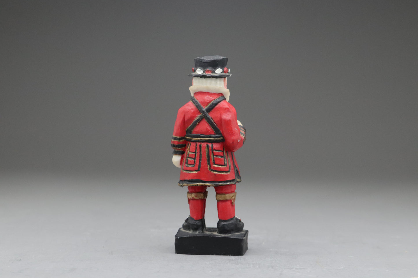 Vintage Beefeater Figurine | Oriana Royal Marine Sightseeing Co Ltd | Tower of London Guard Yeoman Warder | Handpainted British Wood Statues