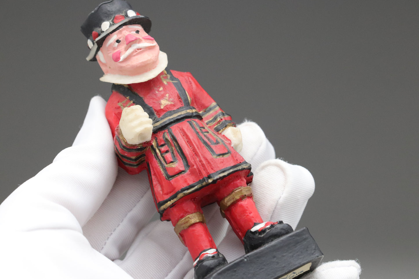 Vintage Beefeater Figurine | Oriana Royal Marine Sightseeing Co Ltd | Tower of London Guard Yeoman Warder | Handpainted British Wood Statues