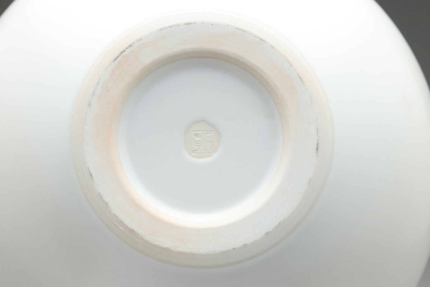 Japanese Asao Takashima Modern Minimalist White Porcelain Ikebana Flower Vase Tomobako Contemporary Art Home Decor Gift Ovoid Ceramic Artist
