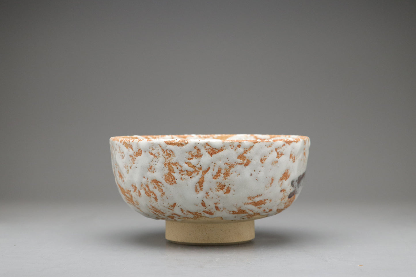 Large Japanese Mino Shino Pottery Bowl | Handmade Ceramic Serving Dish | Wabi Sabi White Glaze Stoneware | Rustic Kitchenware | Unique Gifts