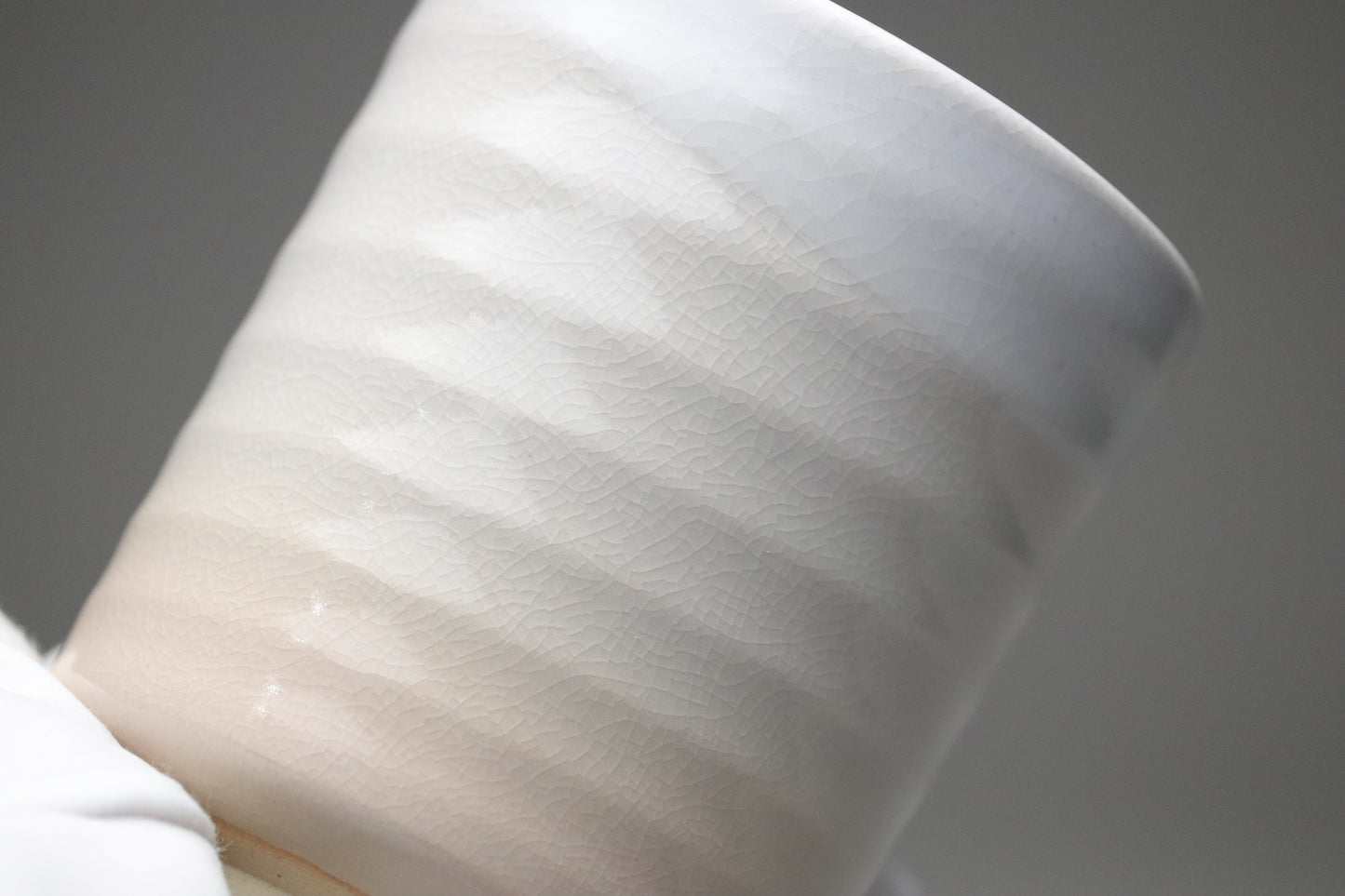 Hagi Ware Yunomi Tea Cup | White Crackle Glaze | Japanese Pottery | Handmade Pottery | Wabi Sabi Artisan Teaware | Cut Foot Stoneware Sipper