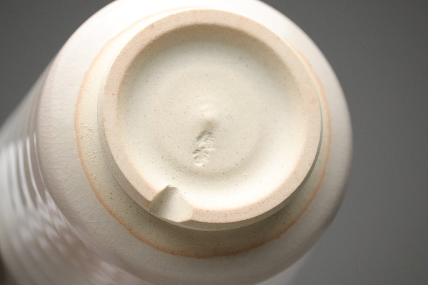 Hagi Ware Yunomi Tea Cup | White Crackle Glaze | Japanese Pottery | Handmade Pottery | Wabi Sabi Artisan Teaware | Cut Foot Stoneware Sipper