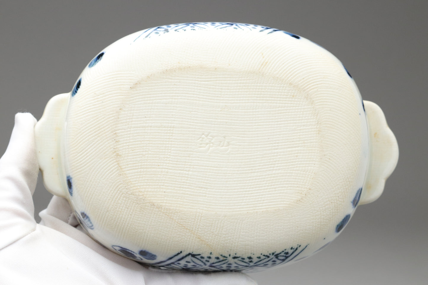 Seto Ware | Kinzan Kiln | Blue and White Ume Shonzui | Gratin Dish Set | Japanese Pottery | With Wood Trivets | Blue Floral Dish handpainted
