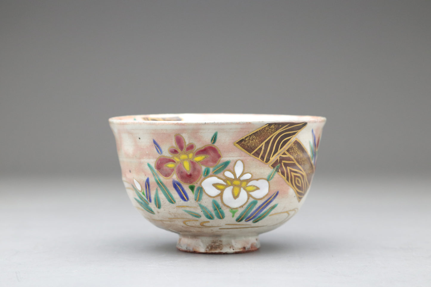 Japanese Kyoto Matcha Bowl | Tomosai Tanaka Kyo-Yaki | Handpainted Iris & Yatsuhashi | Tea Ceremony Chawan | Gold Detail | Japanese Pottery