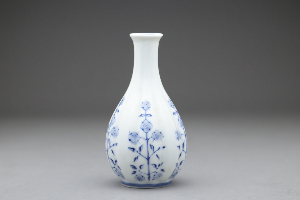 Japanese Sake Set | Arita Ware Kanzan | Blue and White Porcelain | Hand Painted Floral | Fluted Tokkurri Carafe and Ochoko Cup | Japan Arts