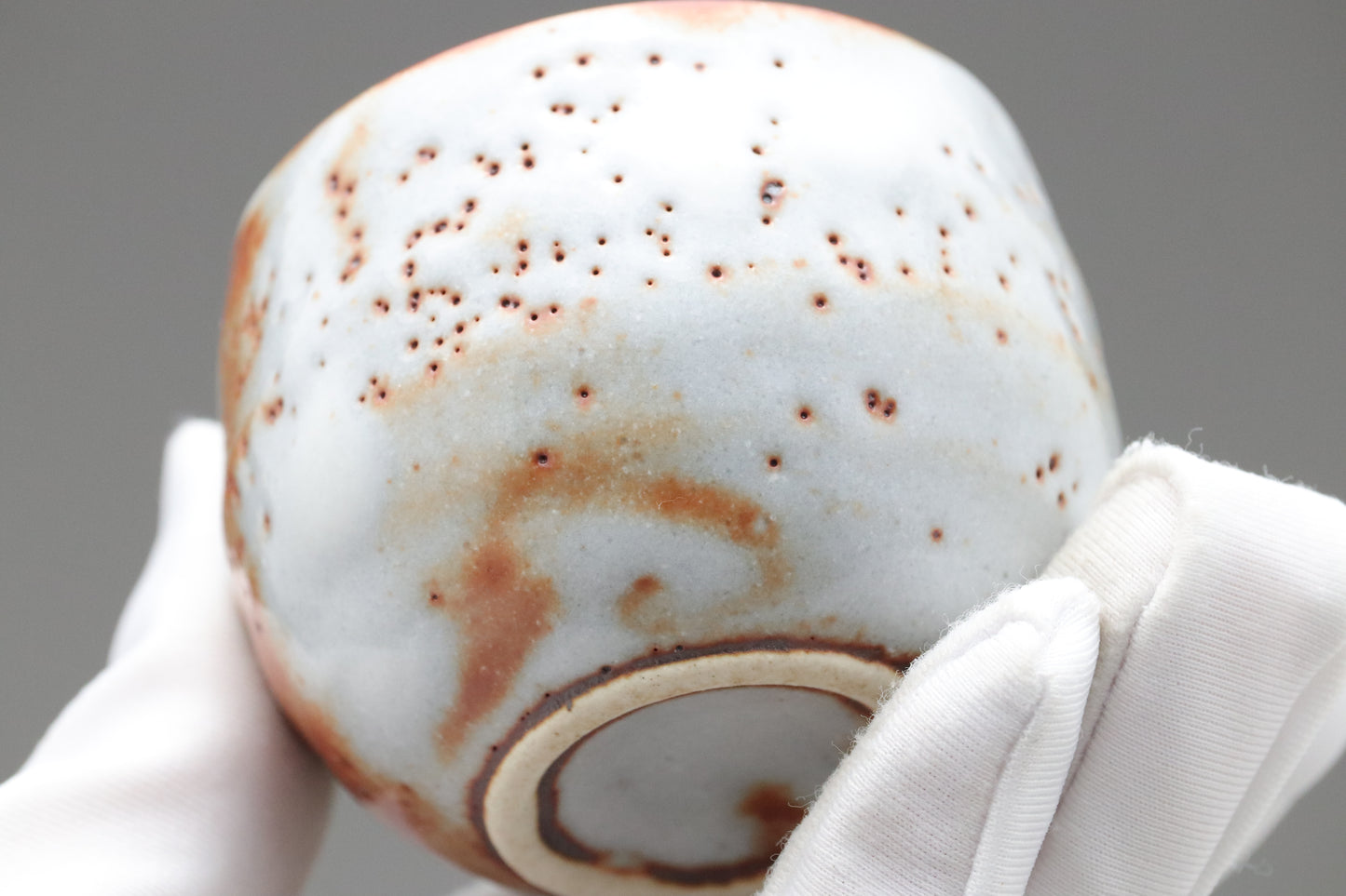Shino Ware | Guinomi | Sake Cup | Japanese Pottery | Art Collection | Wabi Sabi | Hiiro Fire Marks | Tea Ceremony | Momogusa Clay | Unique