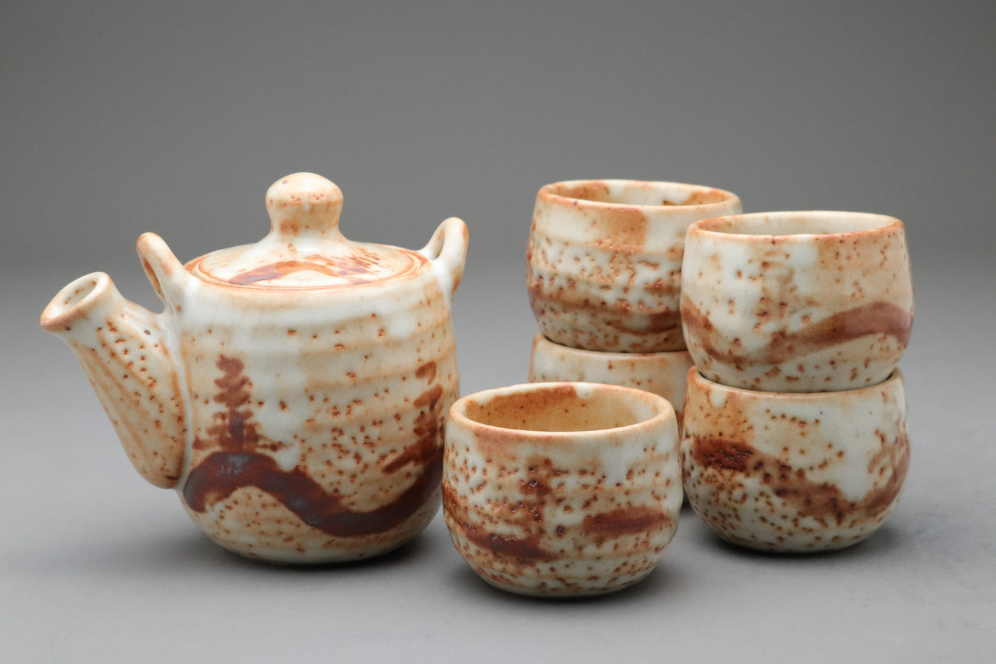 Japanese Mino Ware | Shusen Kiln Tea Set | Handmade Ceramic Teapot | 5 Yunomi Cups | Rustic Shino Glaze | Wabi Sabi | Artisan Pottery Decors