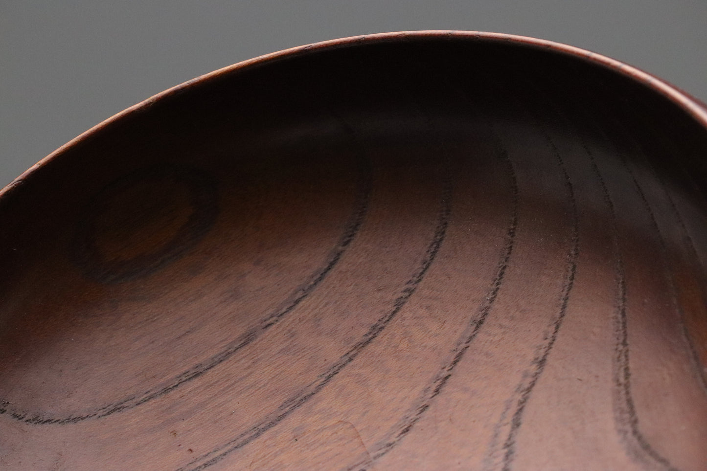 Japanese Wooden Round Bowl | Handcrafted Natural Grain | Zen Tableware | Minimalist Kitchen Decor | Serving Dish | Rustic Wabi Sabi Art Tray