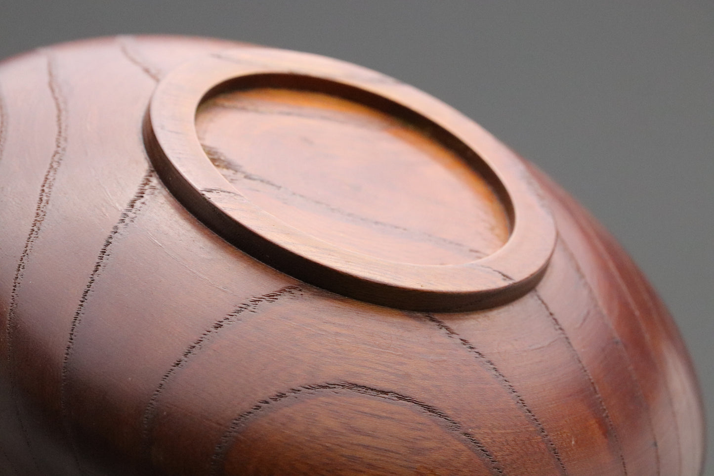 Japanese Wooden Round Bowl | Handcrafted Natural Grain | Zen Tableware | Minimalist Kitchen Decor | Serving Dish | Rustic Wabi Sabi Art Tray