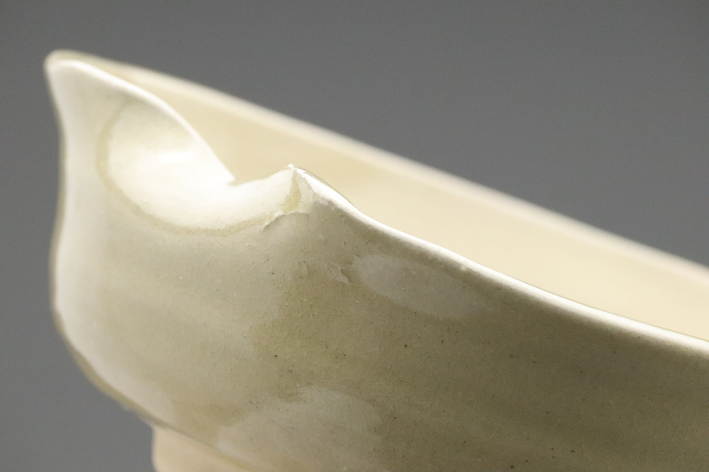 Hagi Ware | Japanese Pottery | Katakuchi | Spouted Bowl | Sake Pitcher | Matcha Tea Bowl | Beige Glaze | Handmade Ceramic | Wabi Sabi Art