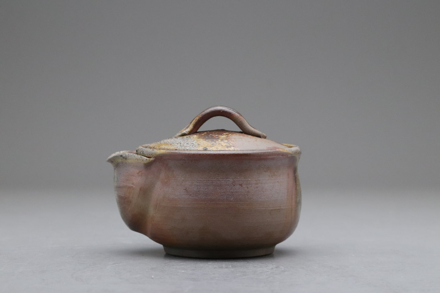Bizen Yaki Teapot with Strainer | Japanese Pottery Hohin | Kyusu for Loose Leaf Tea | Clay Ware Shiboridashi | Wabi Sabi Teaware Japanese Teas