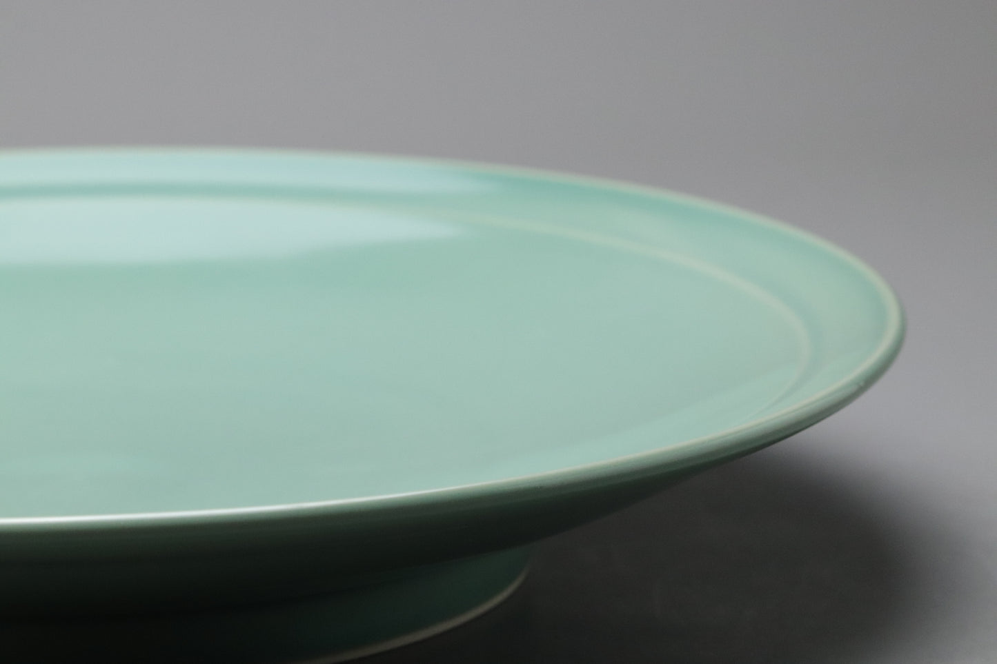 Celadon Serving Platter | Large Round Dinner Plate | Japanese Porcelain Tableware | Mint Green Charger | Minimalist Pottery | Handmade Dish