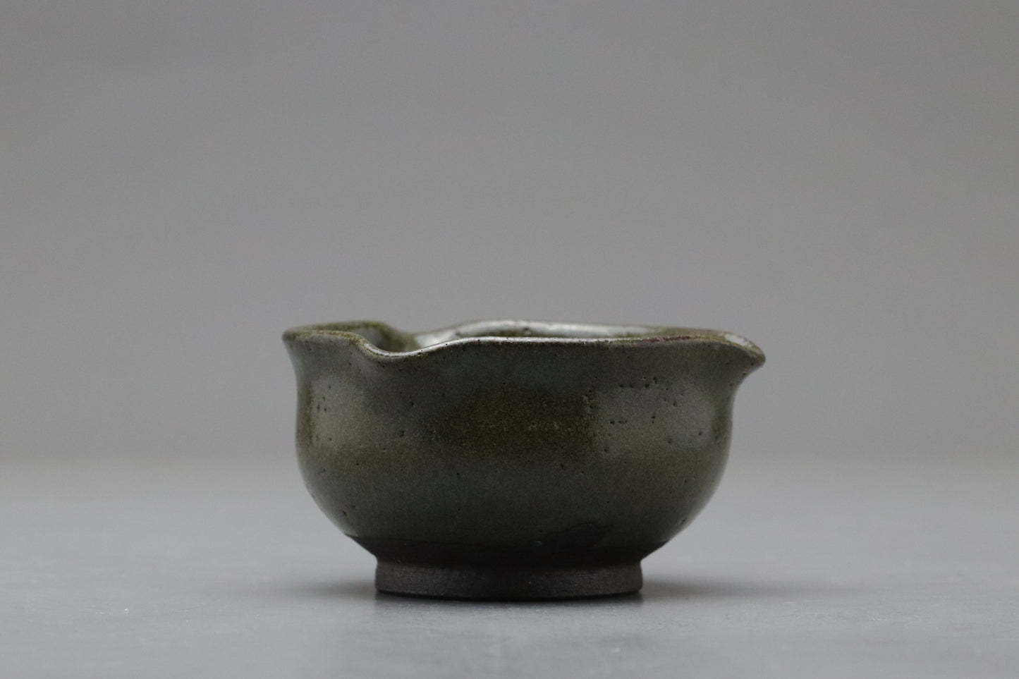 Japanese Small Bowls Set of 5 | Vintage Oribe Green Glaze | Katakuchi shape Sake Cup | Wabi Sabi Pottery Utsunomiya | Handmade Side Dish Lot 5
