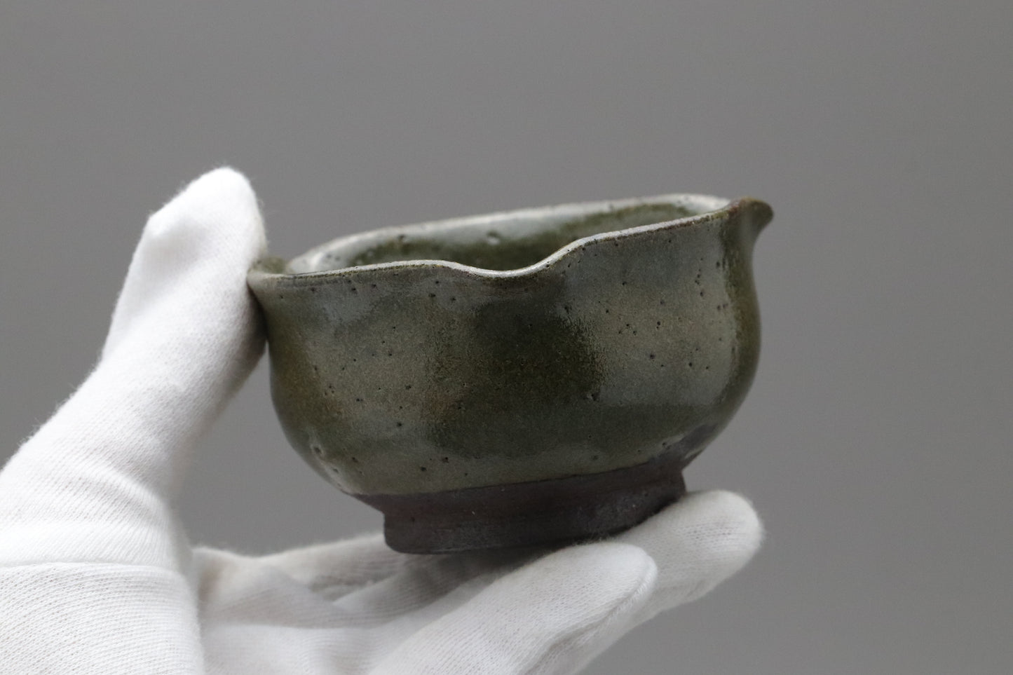 Japanese Small Bowls Set of 5 | Vintage Oribe Green Glaze | Katakuchi shape Sake Cup | Wabi Sabi Pottery Utsunomiya | Handmade Side Dish Lot 5