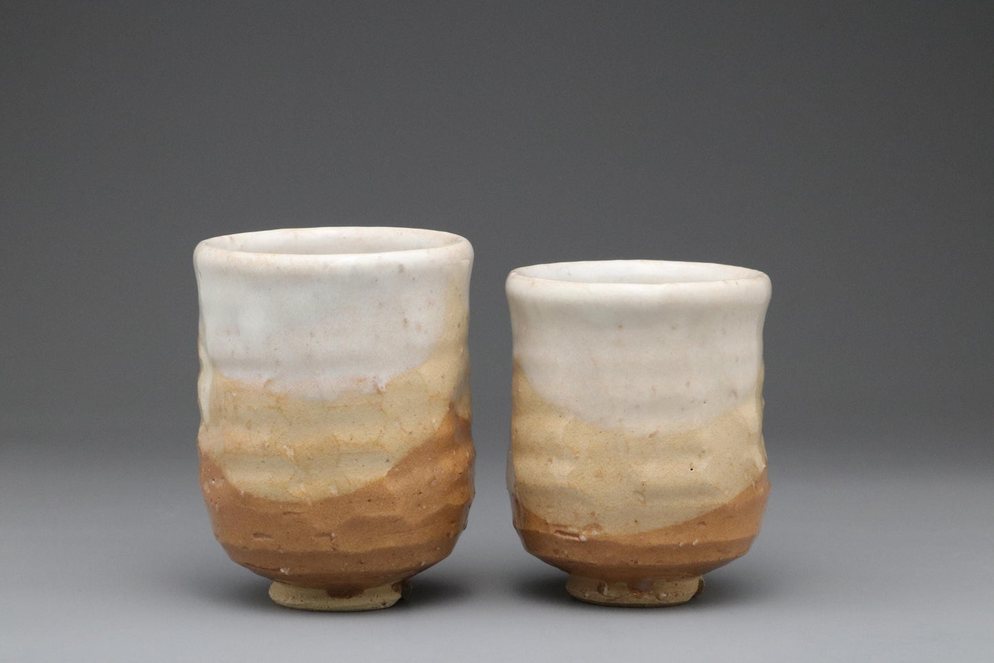 Hagi Ware Yunomi Teetassenpaar von Muitigama | Weiß glasierte japanische Keramik mit signierter Schachtel | Wabi-Sabi handgefertigte Tassen | Vintage Mingei-Stil