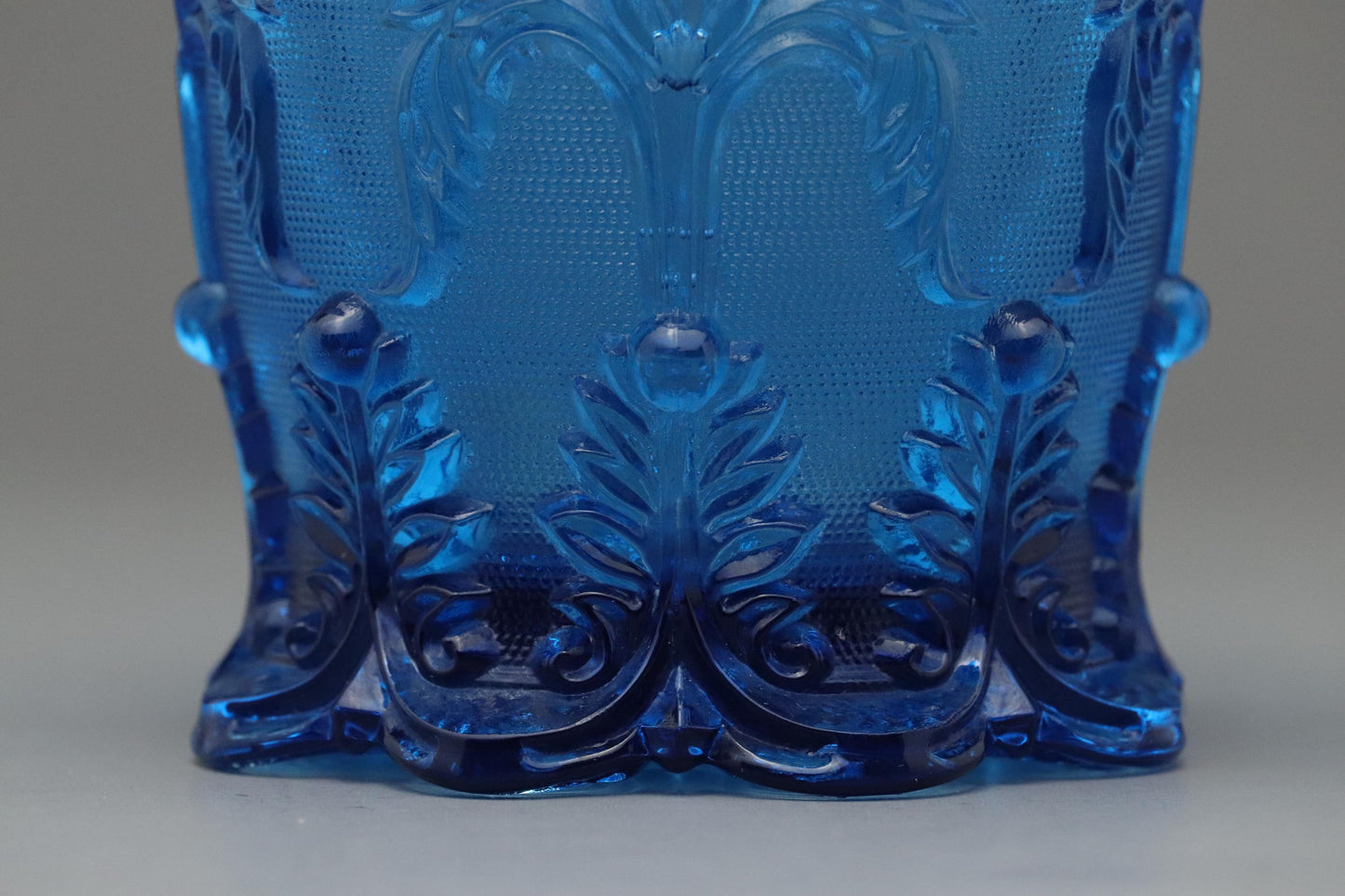 Vintage Style Blue Pressed Glass Tumblers Set of 2 – Baroque Shell Scroll Pattern – Art Deco Drinking Glasses – Retro Boho Glassware Japan